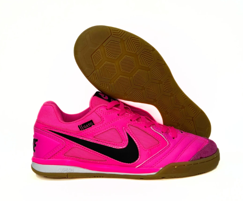 NIKE SB GATO X SUPREME